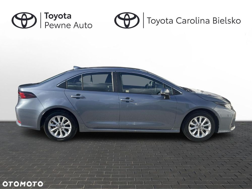 Toyota Corolla - 22