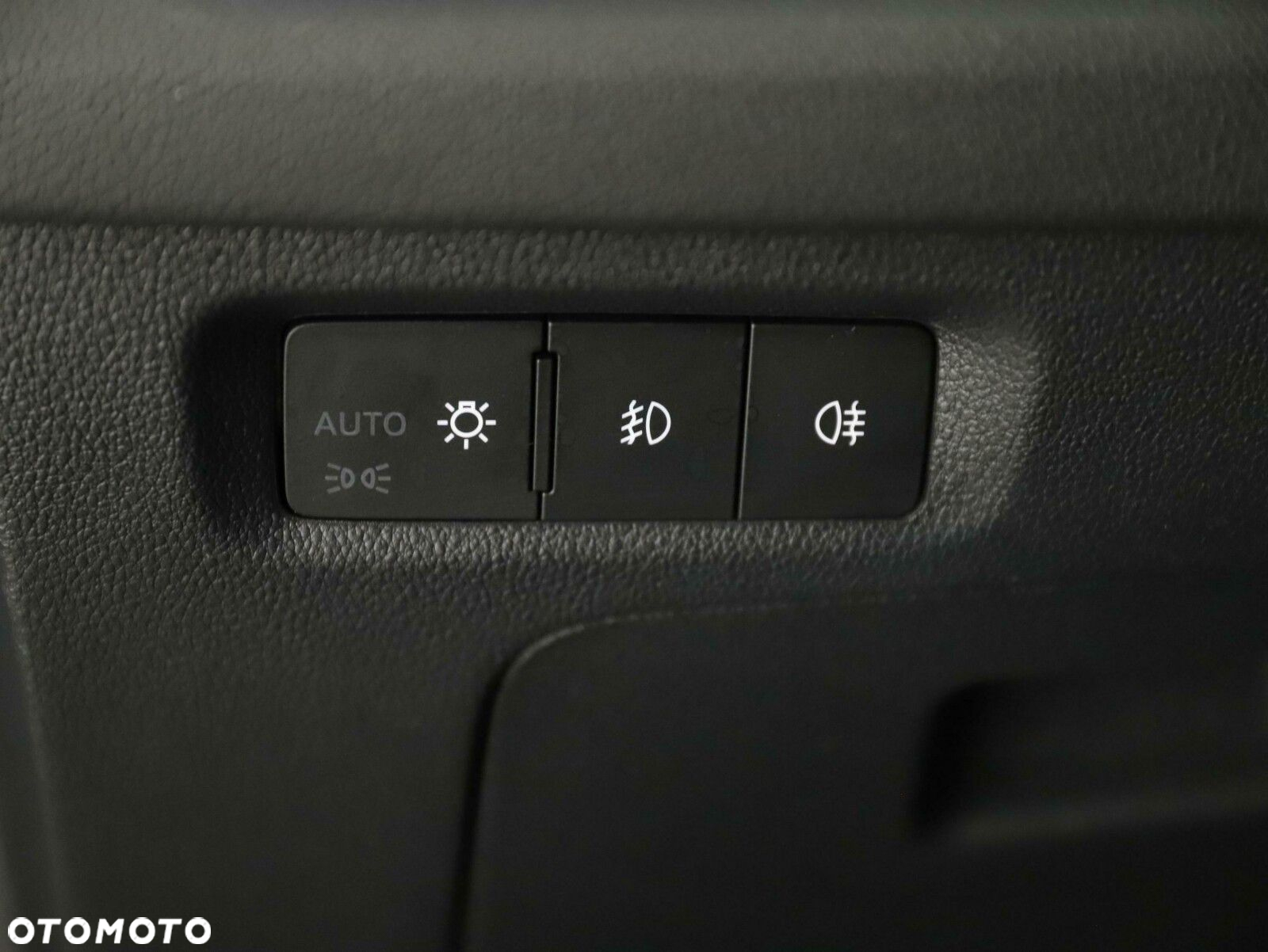 Skoda Octavia 2.0 TDI Ambition DSG - 22