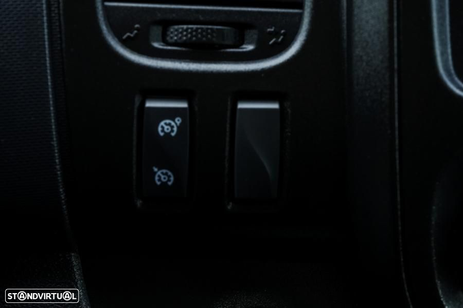 Nissan NV300 - 22