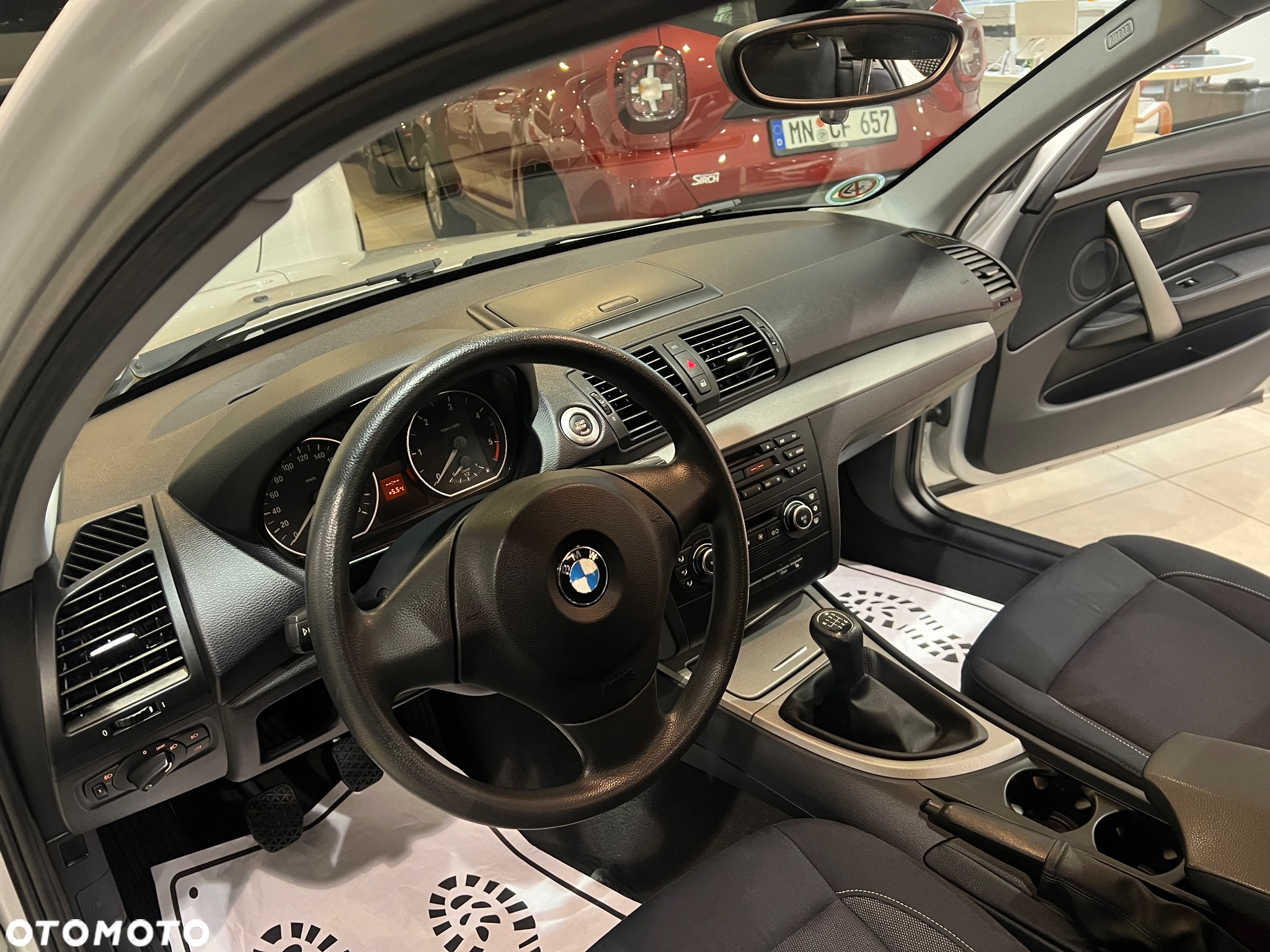 BMW Seria 1 118d - 27