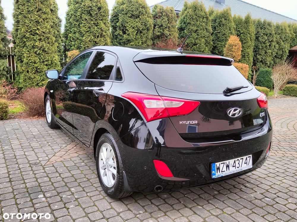 Hyundai i30 1.4 Comfort - 14