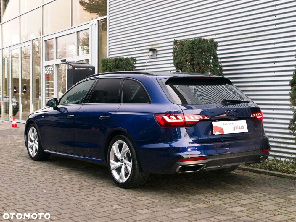 Audi A4 Avant - 13