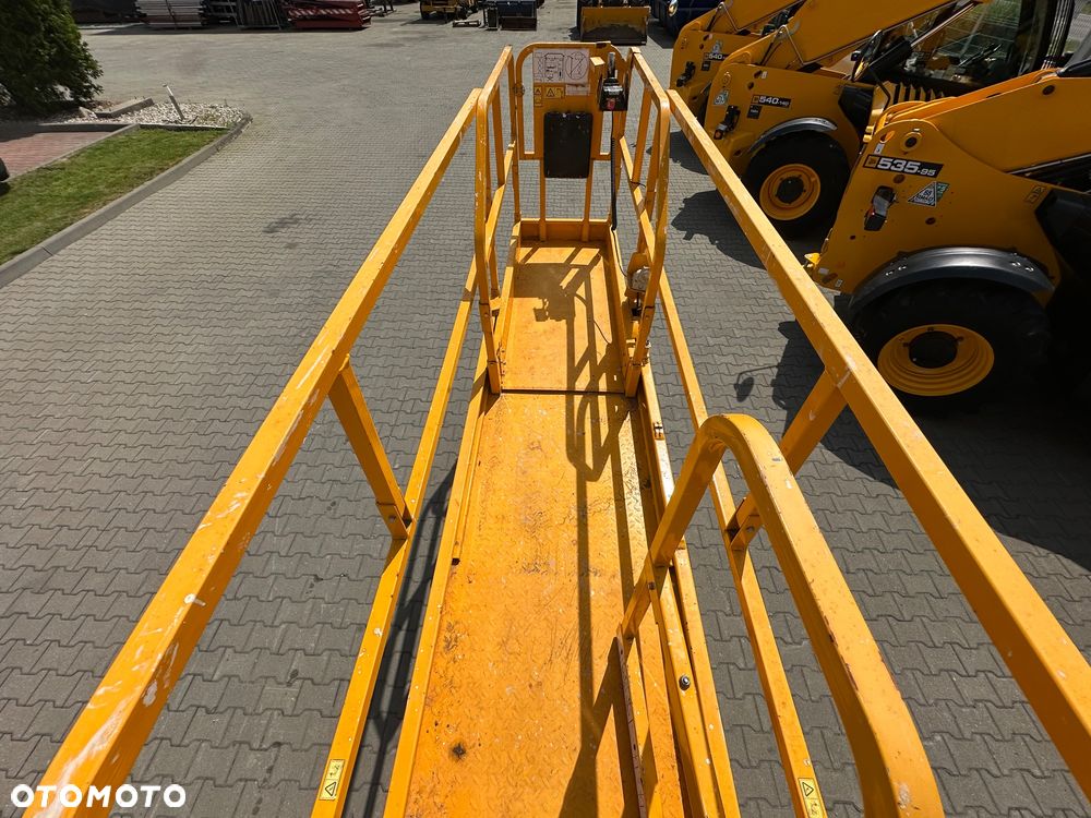 JCB ACCESS S2632E - 7