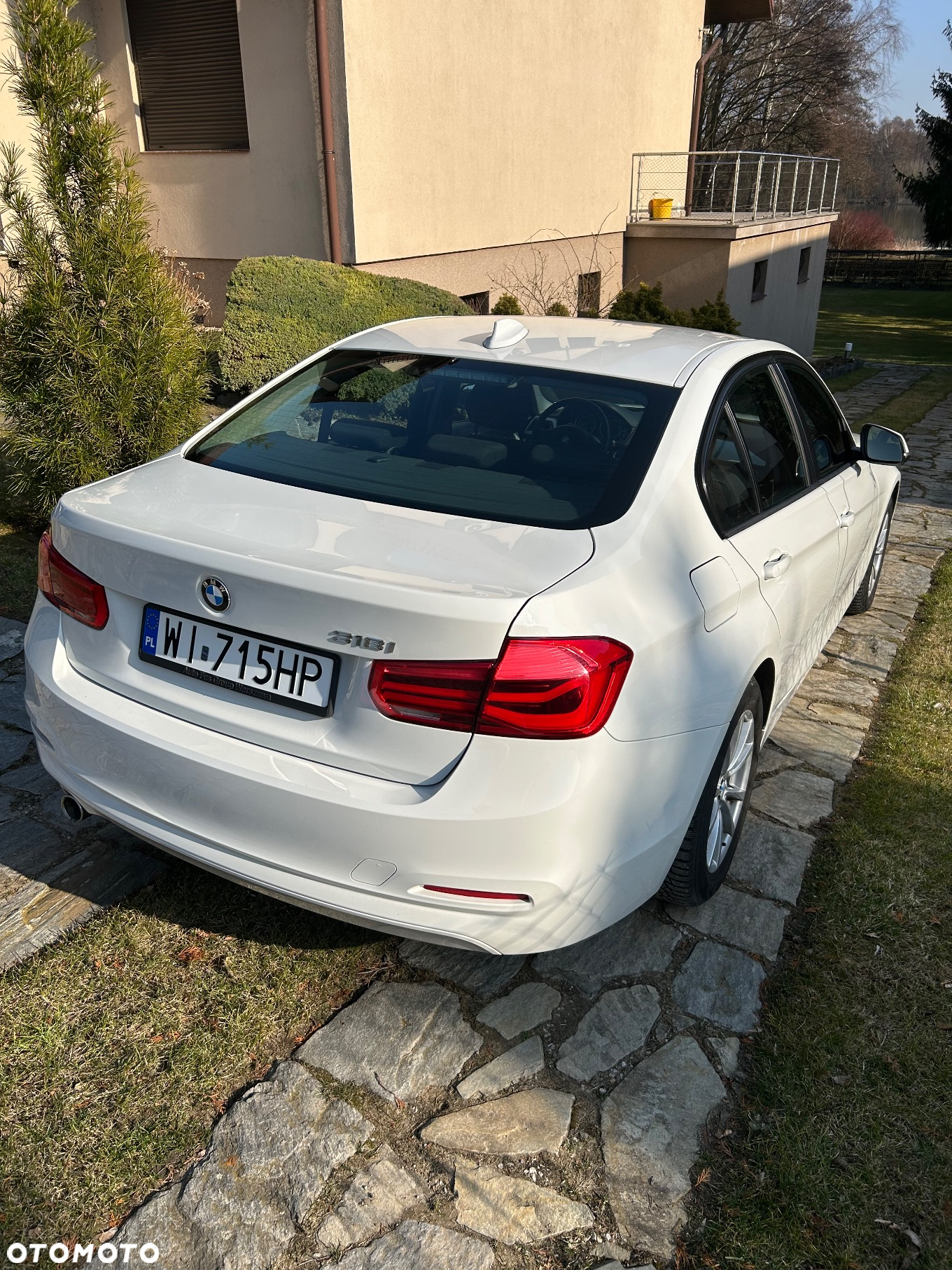 BMW Seria 3 318i - 5
