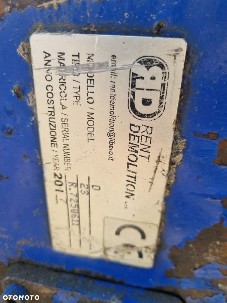 Szczęka krusząca do koparki 20-30 ton 2700kg Rent Demolition - 10