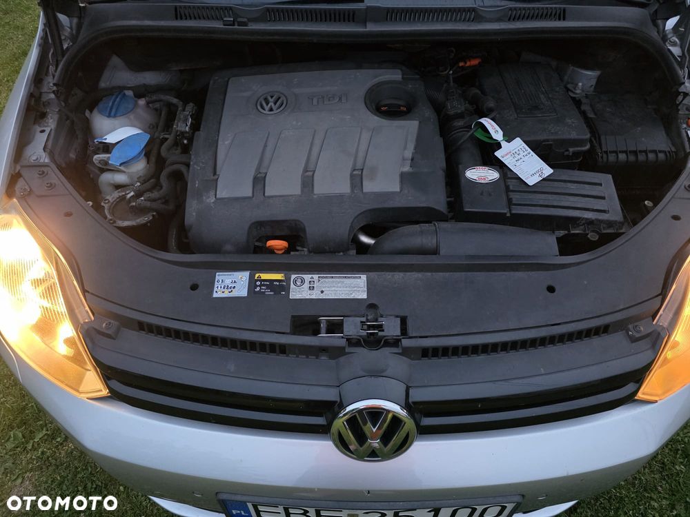 Volkswagen Golf Plus 1.6 TDI Trendline DSG - 13
