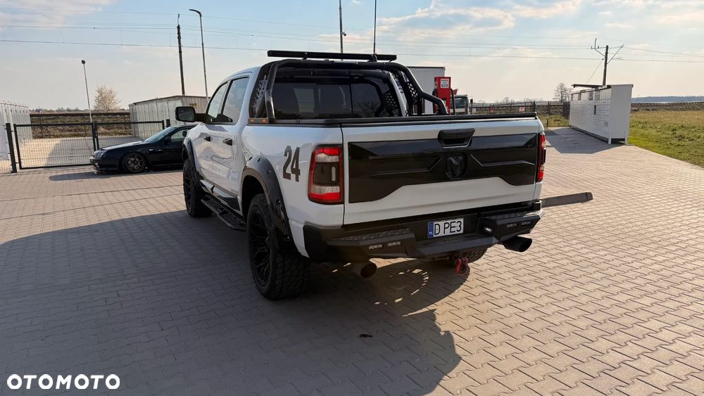 RAM 1500 Crew Cab Longhorn - 9