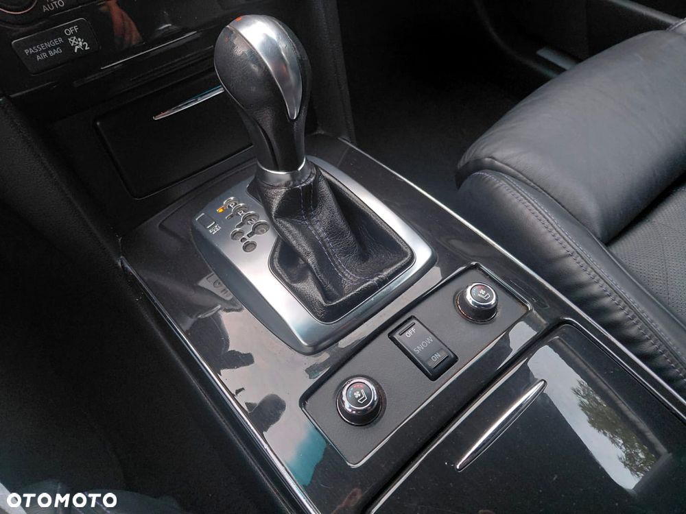 Infiniti QX70 3.7 S Premium - 11