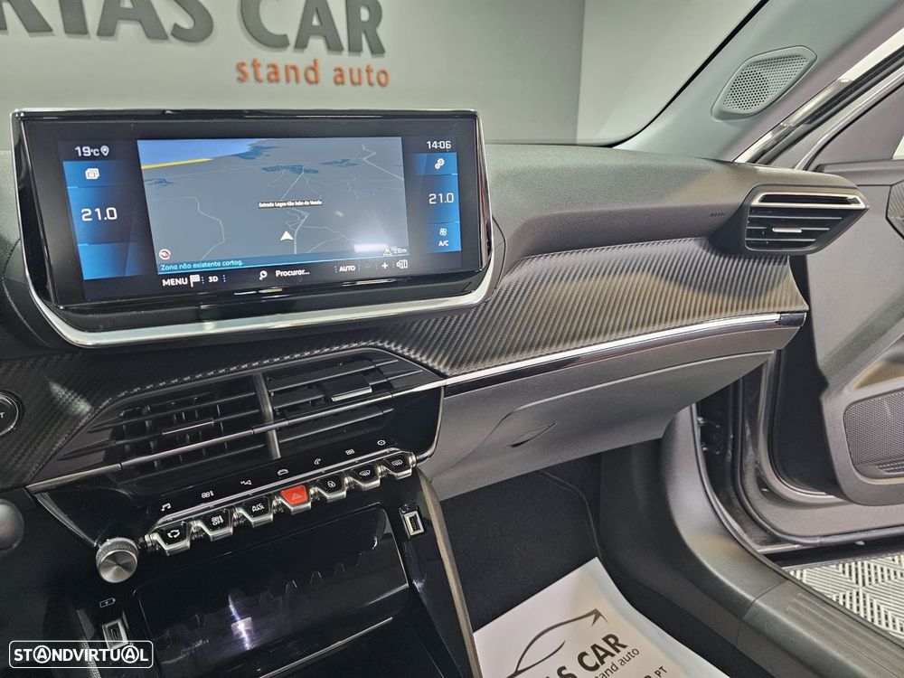 Peugeot 2008 1.5 BlueHDi Active Pack EAT8 - 20