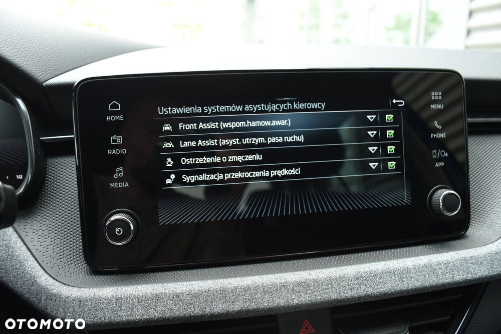 Skoda Kamiq 1.0 TSI Selection DSG - 19