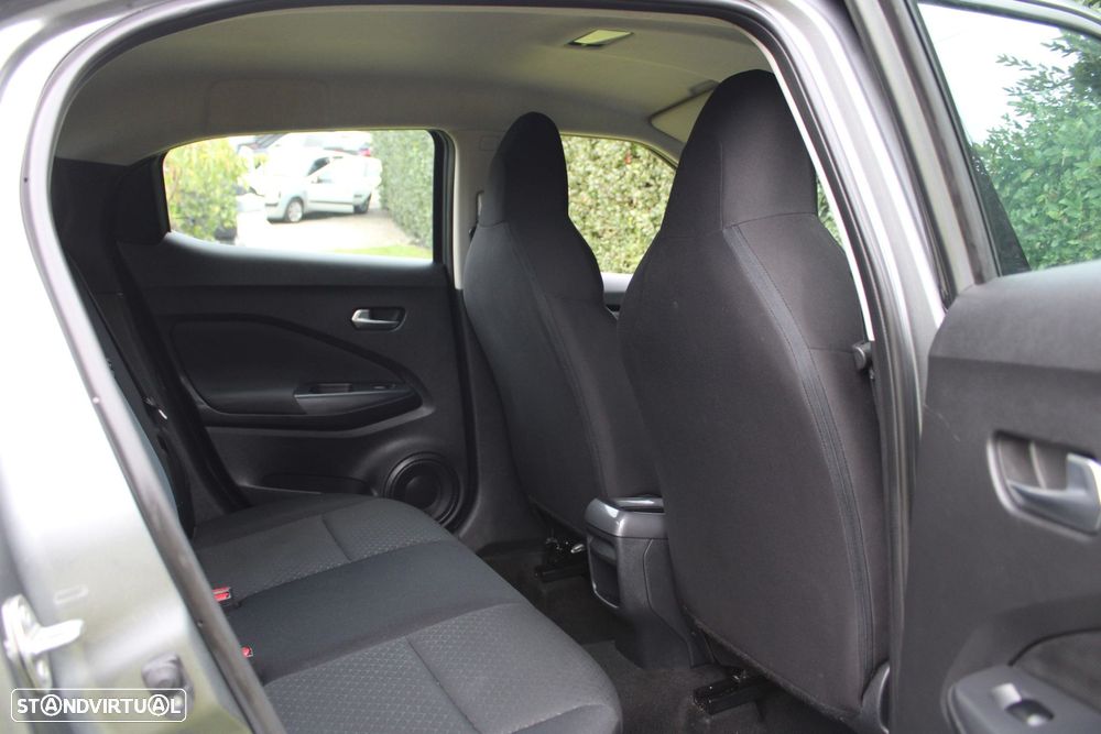 Nissan Juke 1.0 DIG-T Acenta DCT - 26