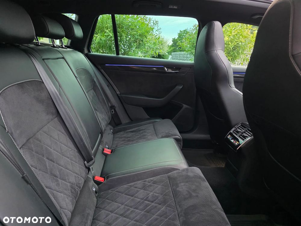 Skoda Superb 2.0 TSI 4x4 Sportline DSG - 38