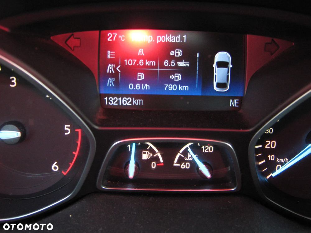 Ford Kuga 2.0 TDCi 2x4 Titanium - 20