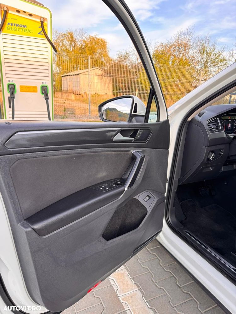 Volkswagen Tiguan 2.0 TDI 4Mot DSG Trendline - 10