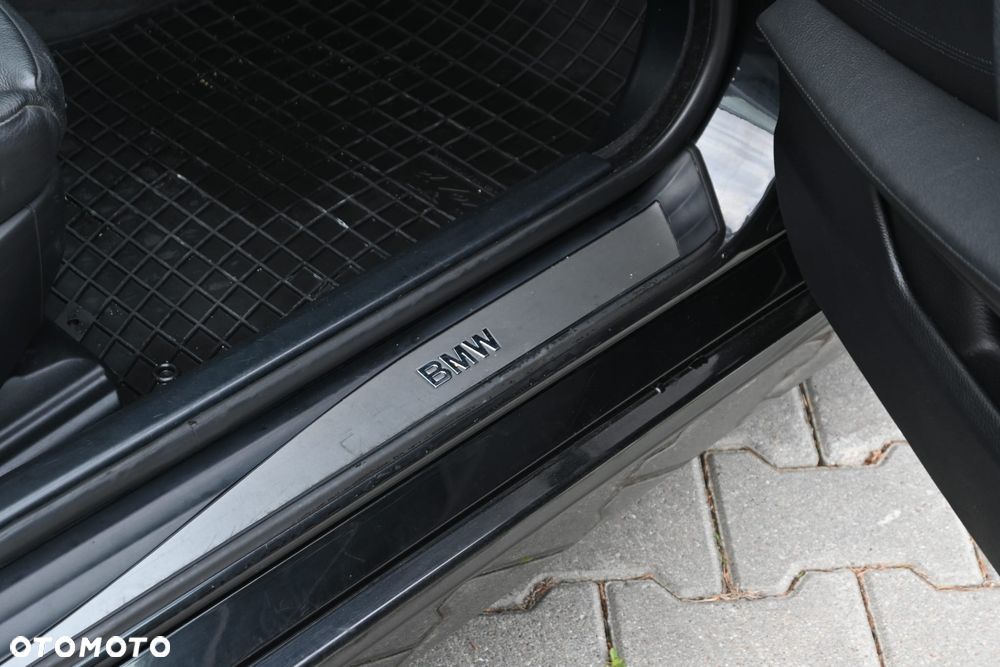 BMW Seria 5 530d Edition Sport - 23