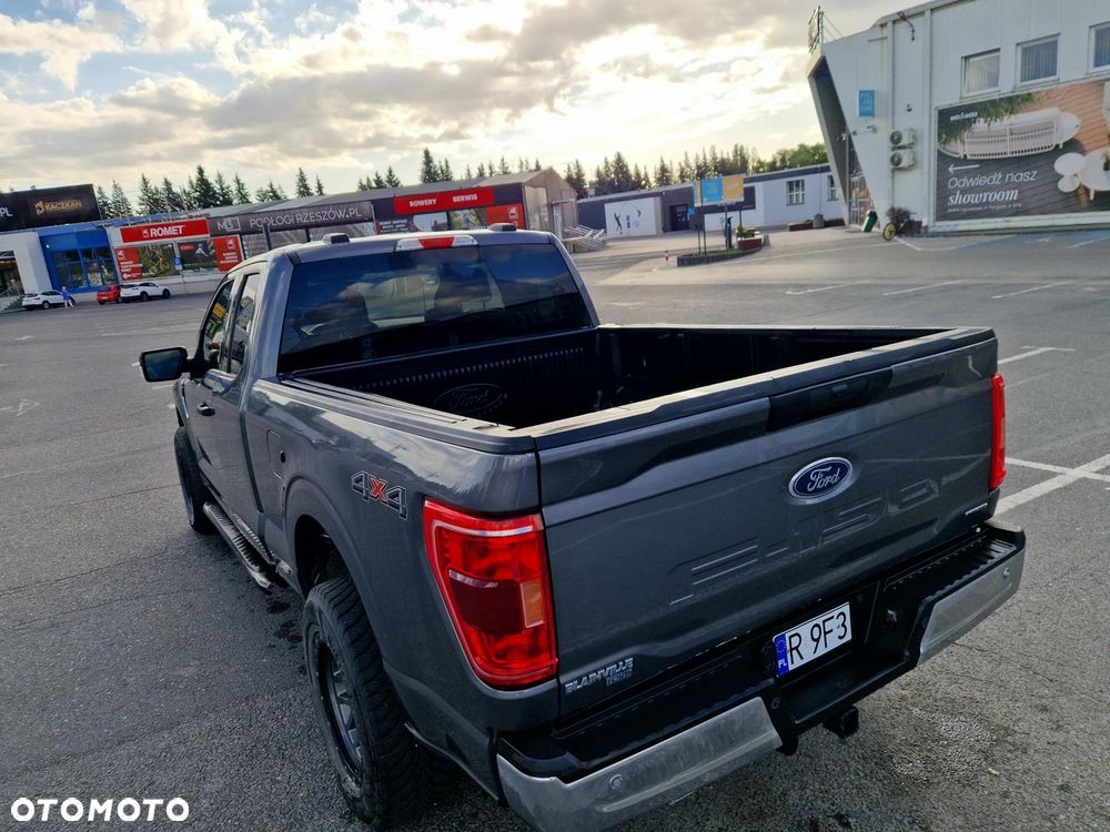 Ford F150 - 8