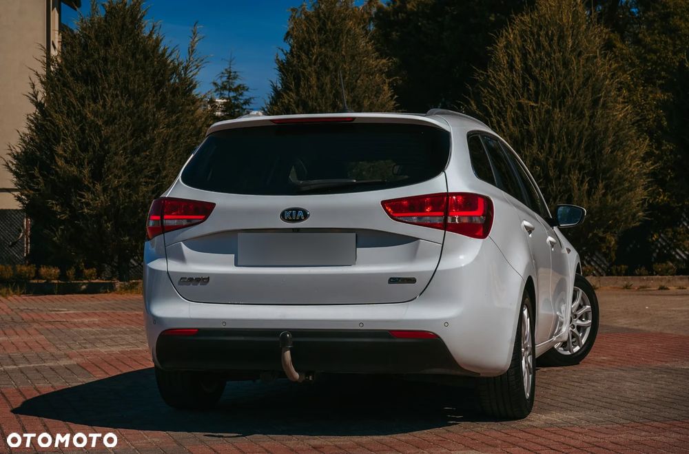Kia Ceed 1.4 L - 9