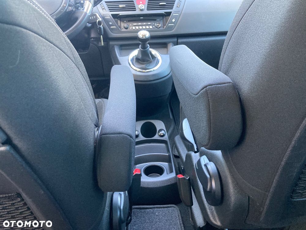Citroën C4 Picasso - 13