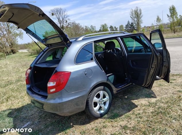 Skoda Fabia 1.2 HTP Active Green tec - 6