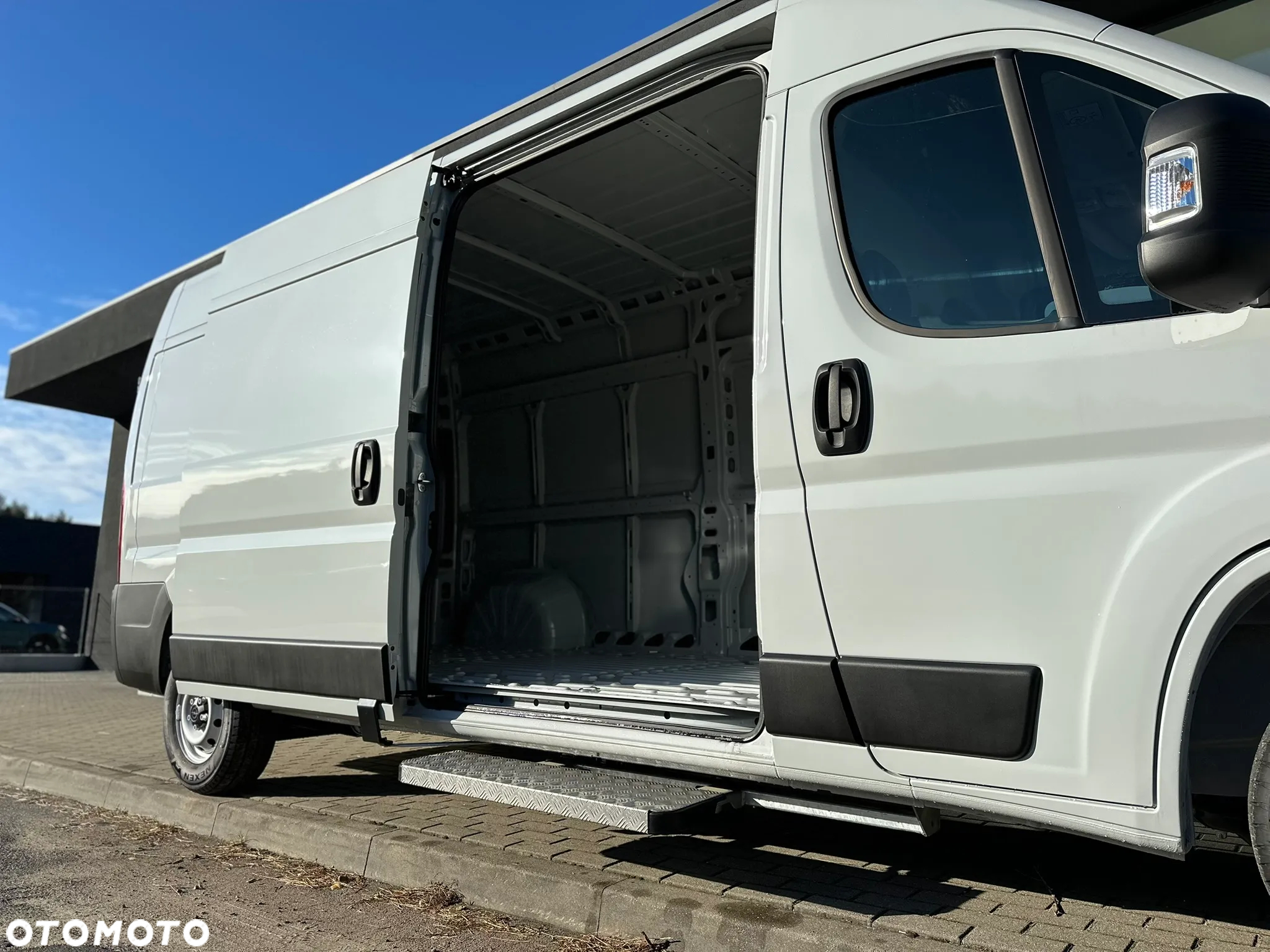 Opel Movano Furgon L3H2 - 20