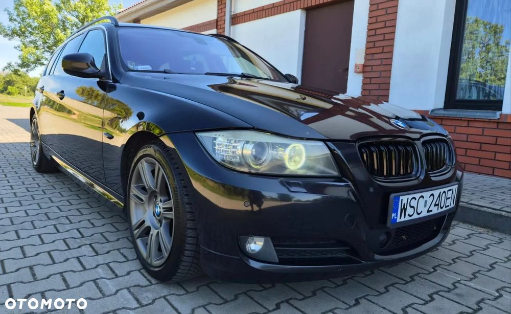 BMW Seria 3 325xi - 10