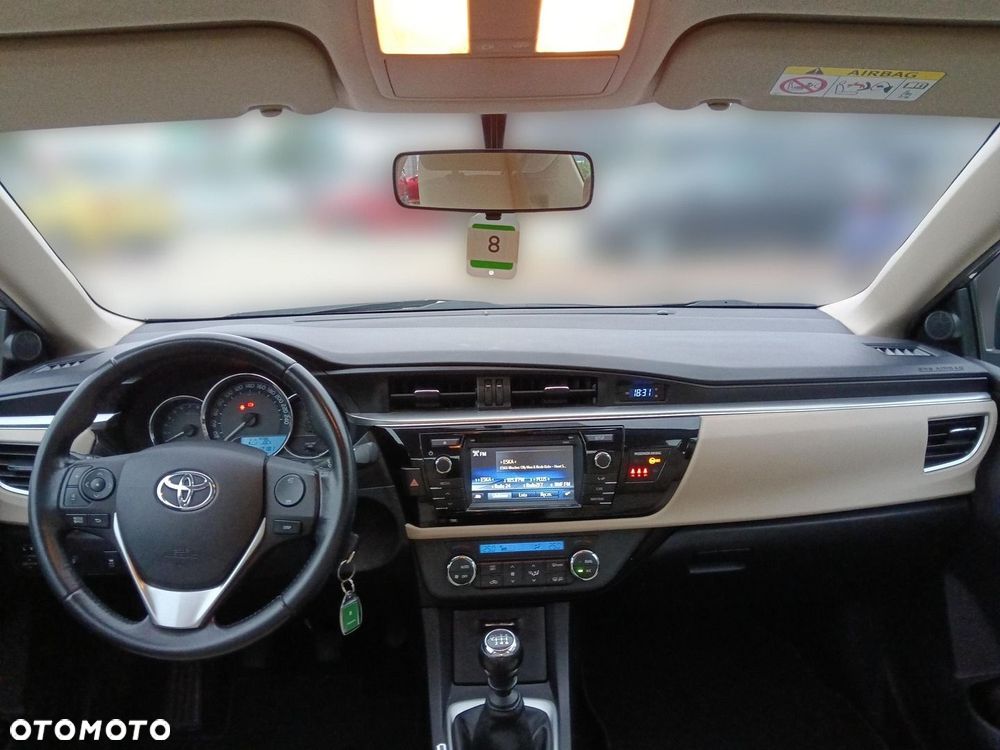 Toyota Corolla 1.6 Premium EU6 - 2