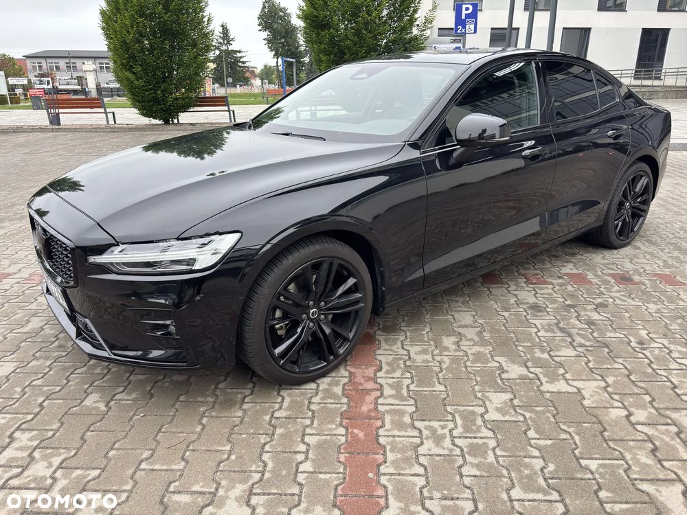 Volvo S60 B5 B Ultimate Dark - 3
