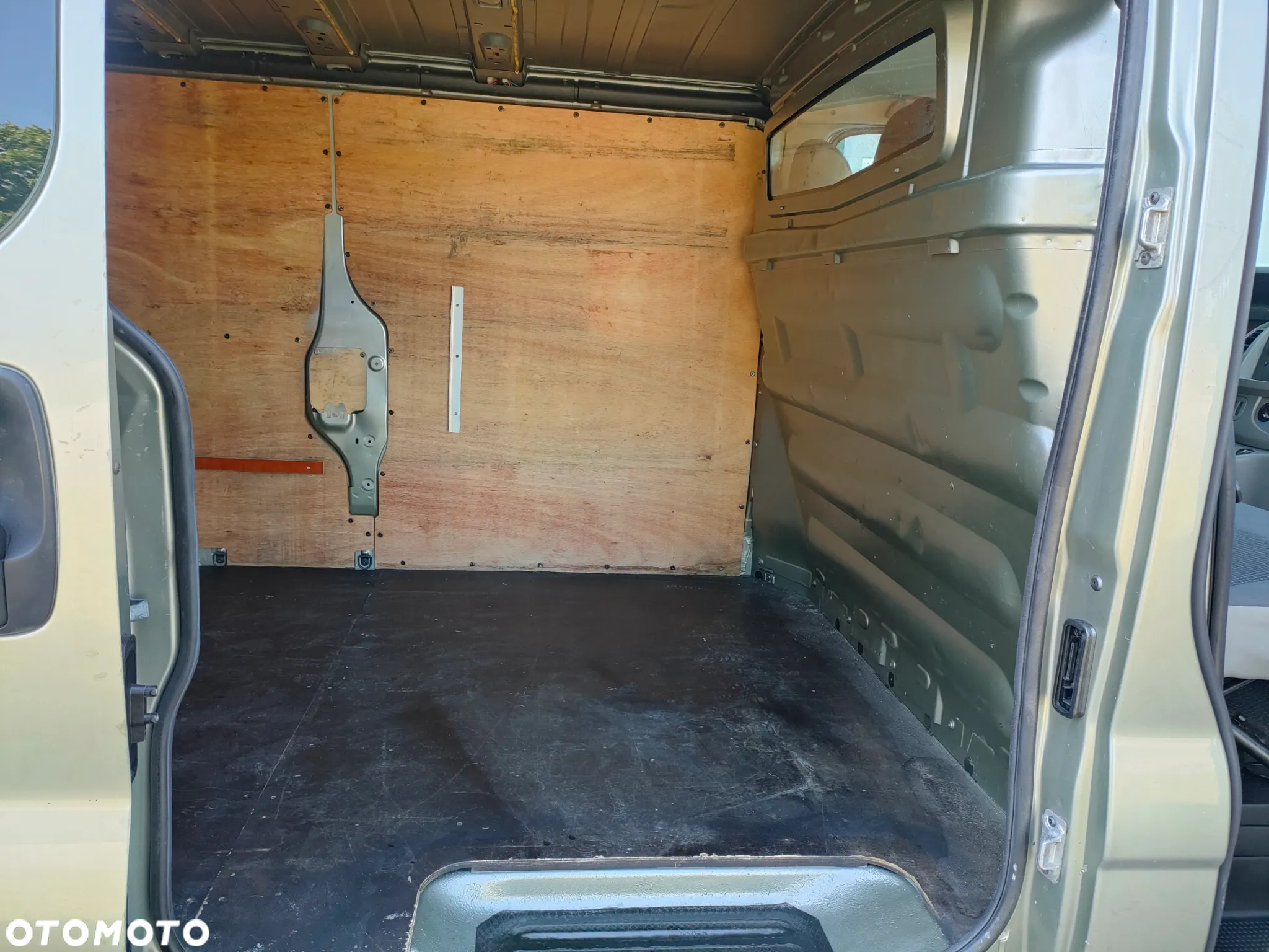 Opel Vivaro - 16