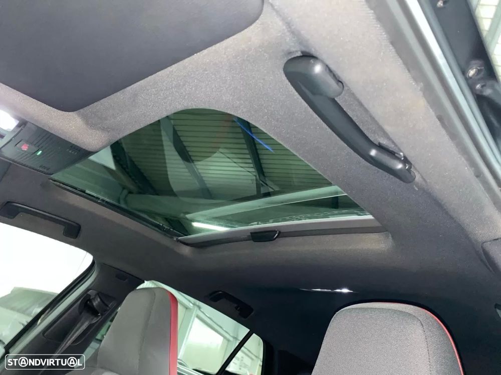 VW Golf 2.0 TSI GTI DSG - 18