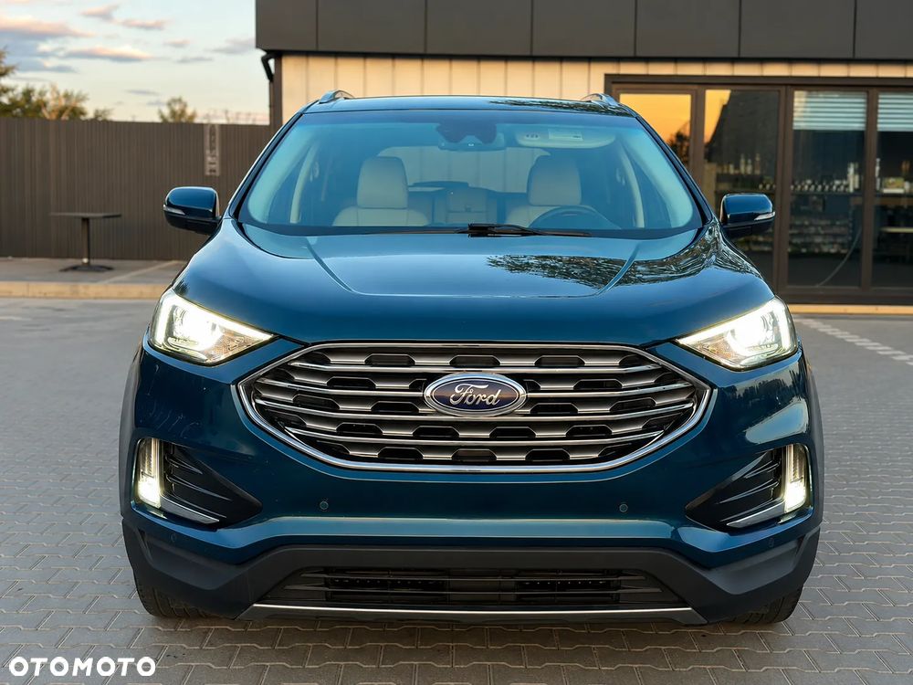 Ford Edge - 8