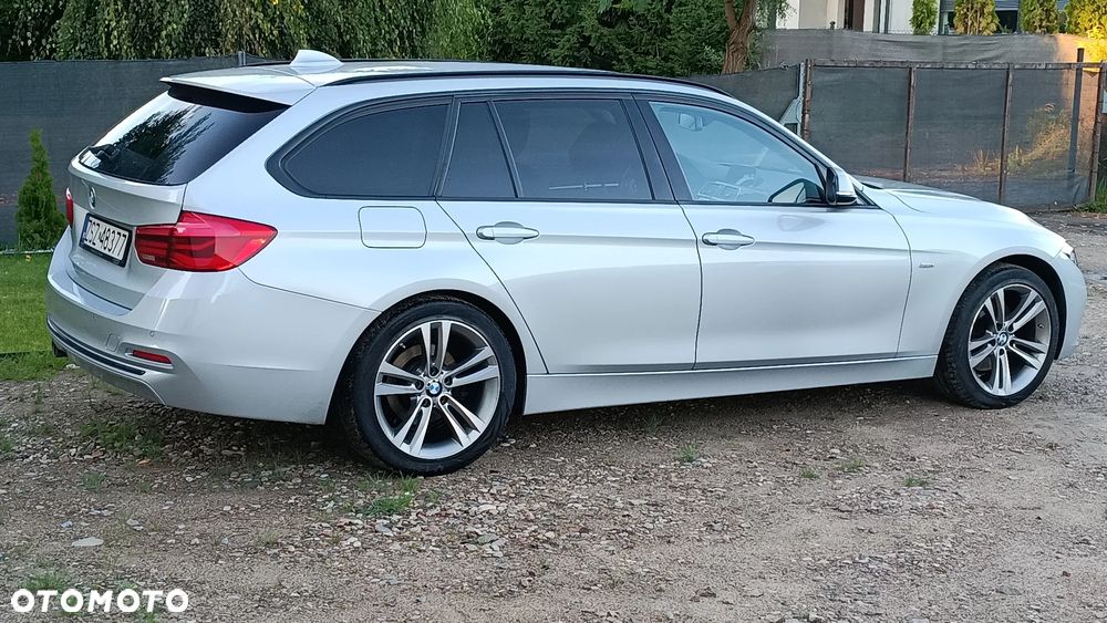 BMW Seria 3 325d Sport Line - 5
