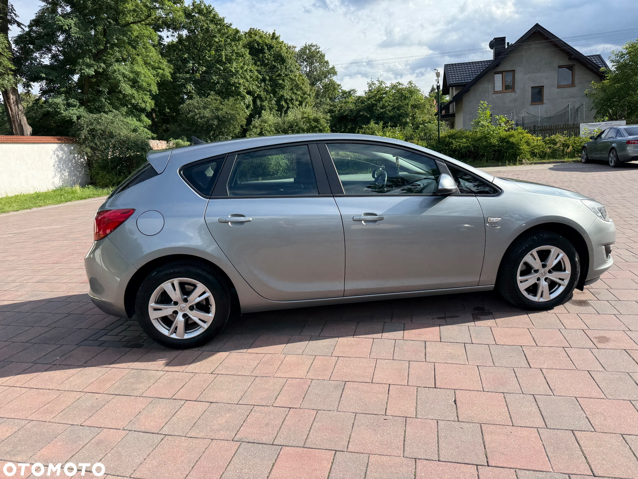 Opel Astra 1.7 CDTI DPF Active - 27