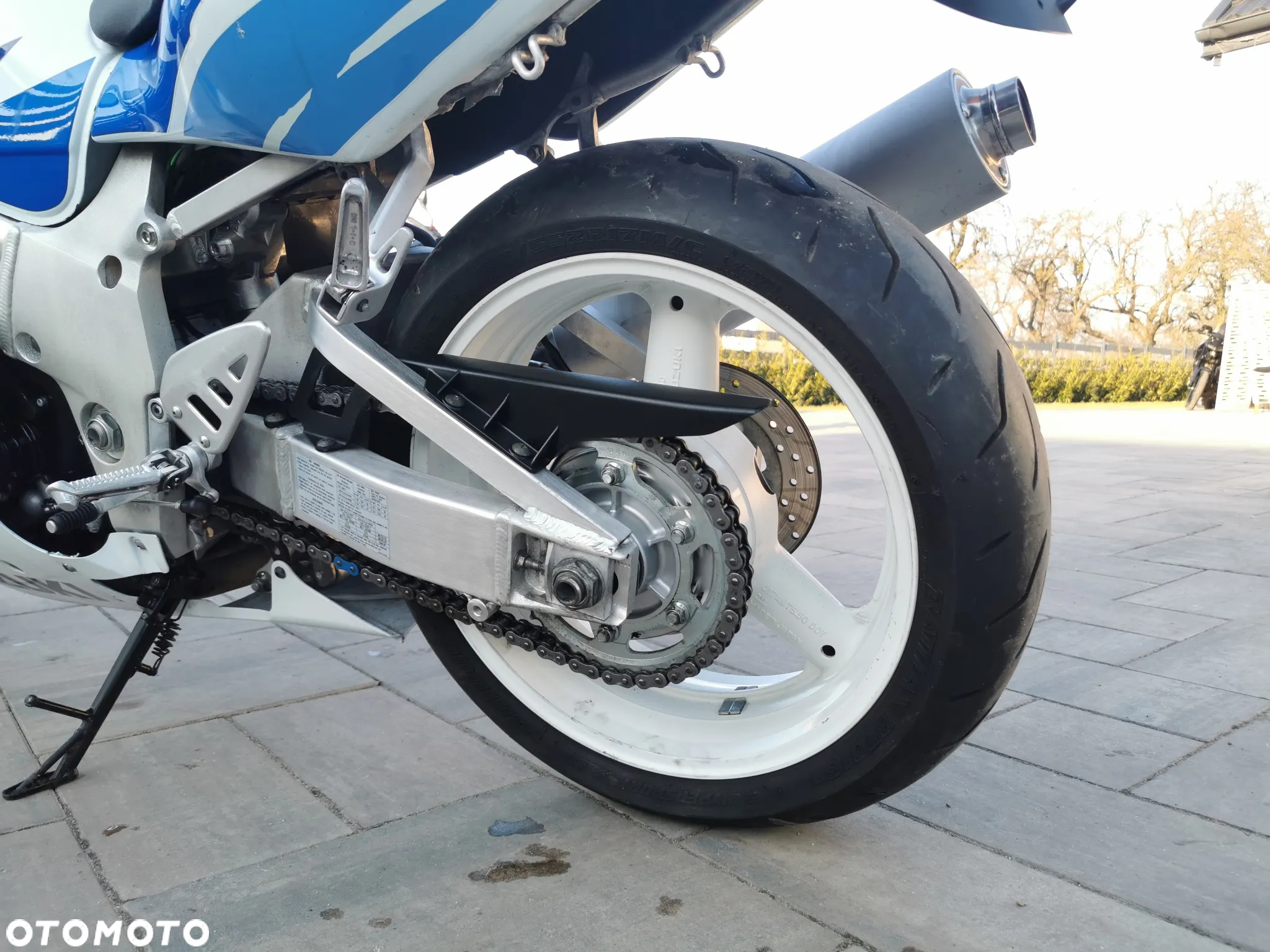 Suzuki GSX-R - 7