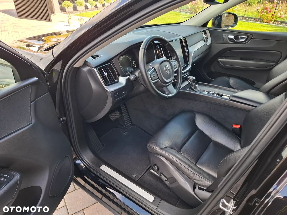 Volvo XC 60 D4 Momentum - 14