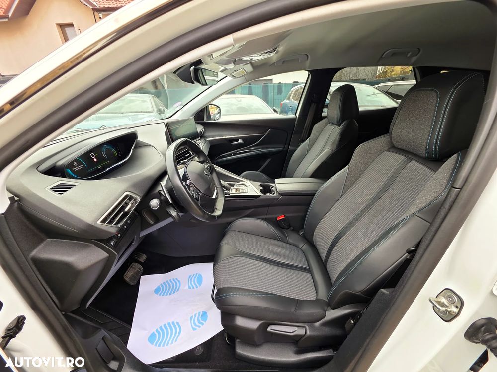 Peugeot 3008 225 e-EAT8 GT Pack - 23