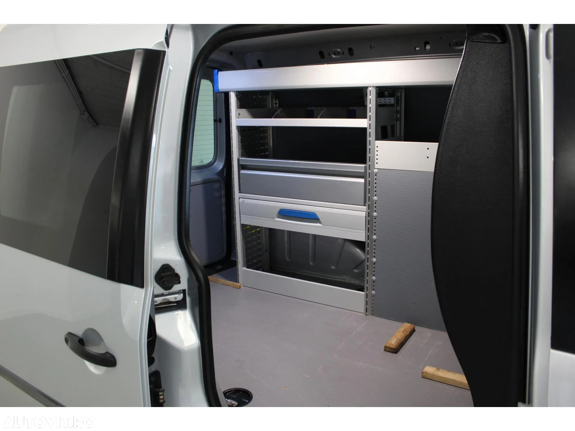Volkswagen Caddy 1.4 BiFuel TGI (5-Si.) DSG Comfortline - 8