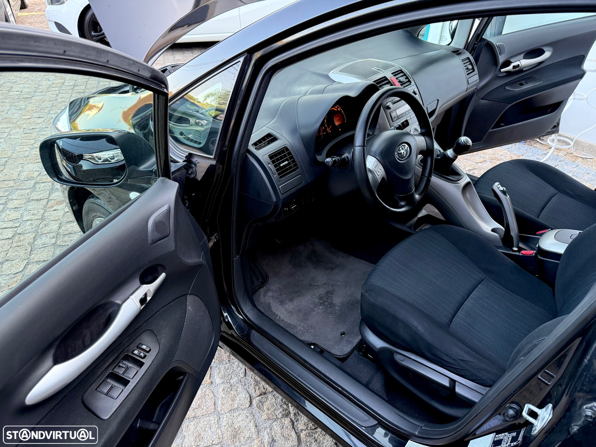 Toyota Auris 1.4 D-4D AC - 29