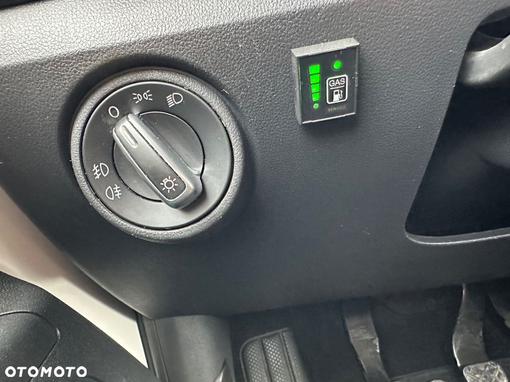 Volkswagen up! - 17