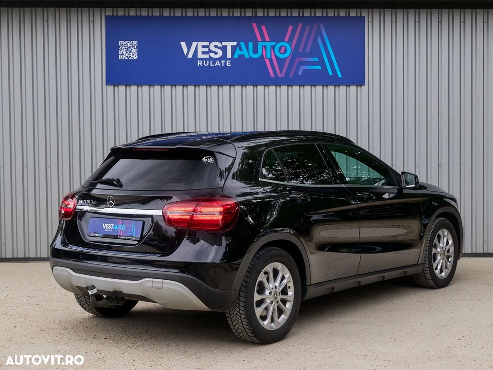 Mercedes-Benz GLA 180 d 7G-DCT Urban - 5