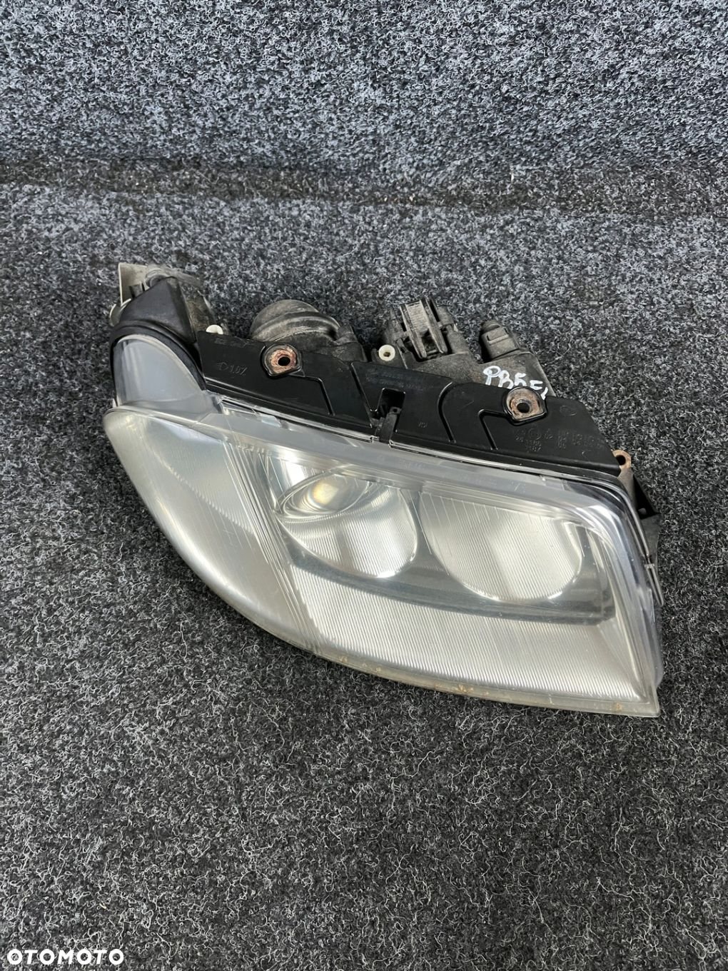 vw passat b5 fl reflektor lampa prawy przód prawa przednia OE europa - 6