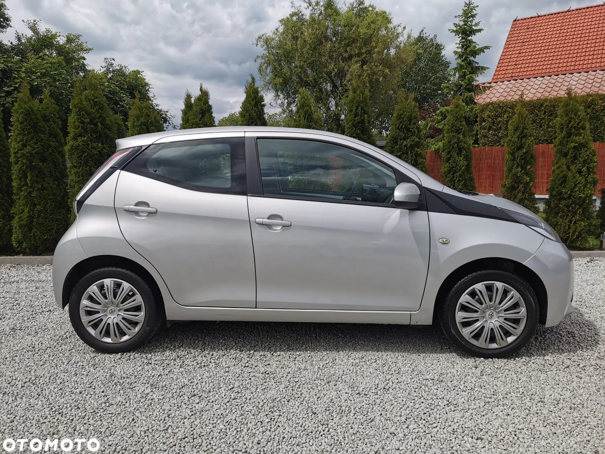Toyota Aygo x-play - 9