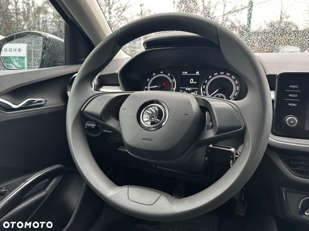 Skoda Fabia 1.0 TSI Ambition - 11