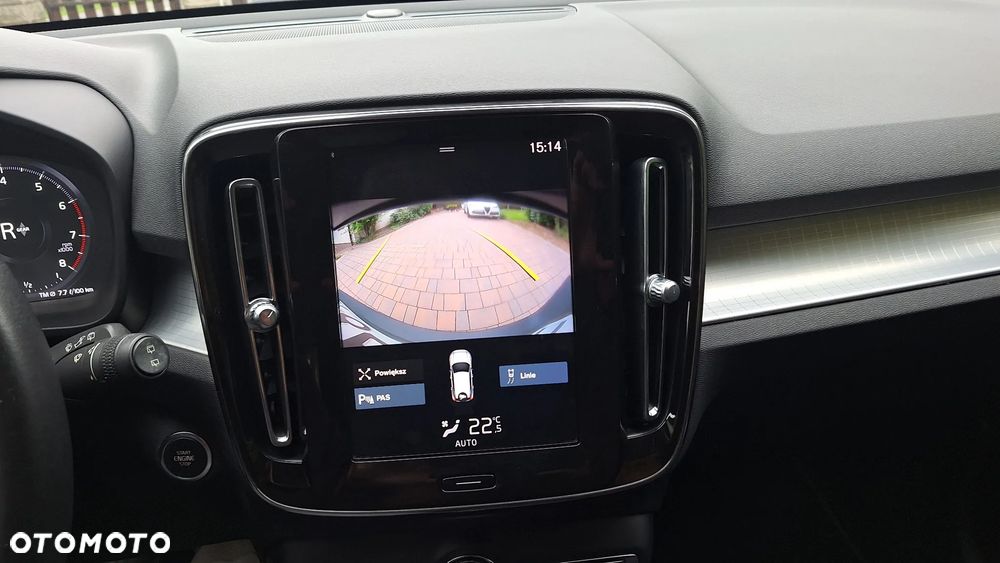 Volvo XC 40 T3 Momentum - 13