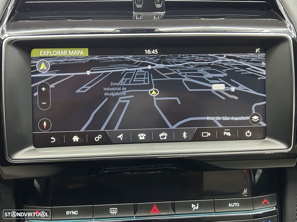 Jaguar F-Pace 2.0 i4D Portfolio Aut. - 15