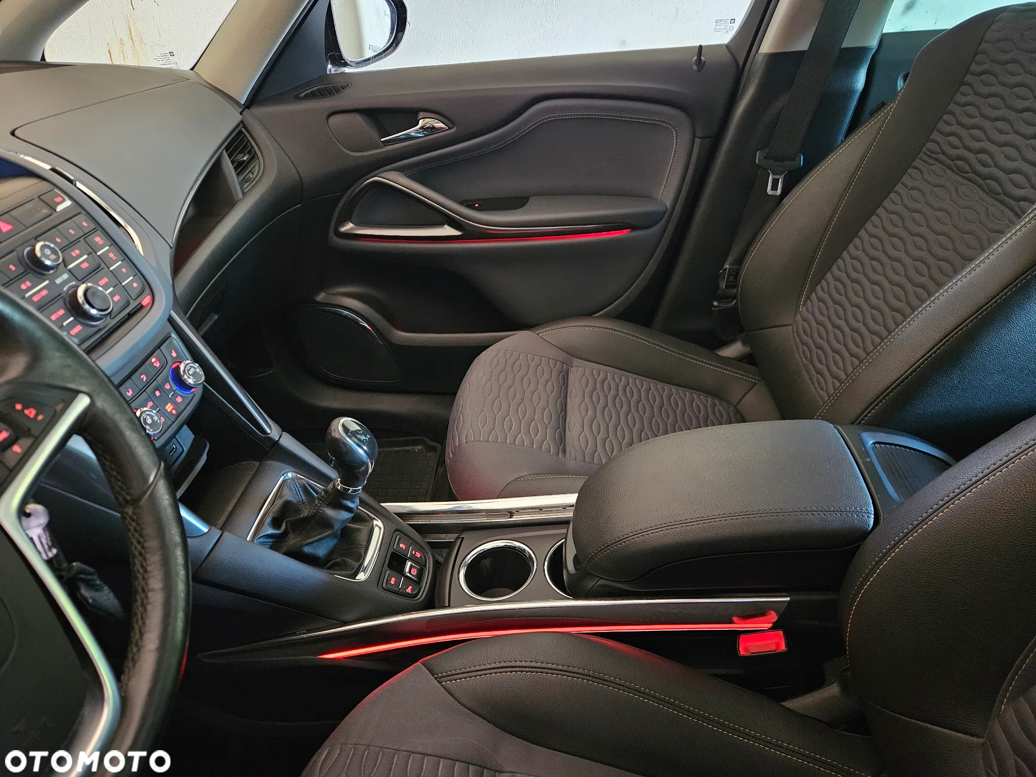 Opel Zafira Tourer 2.0 CDTI Innovation - 25