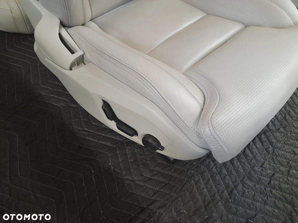 Fotele kanapa boczki komplet Volvo xc60 II inscription 2019R uk - 4