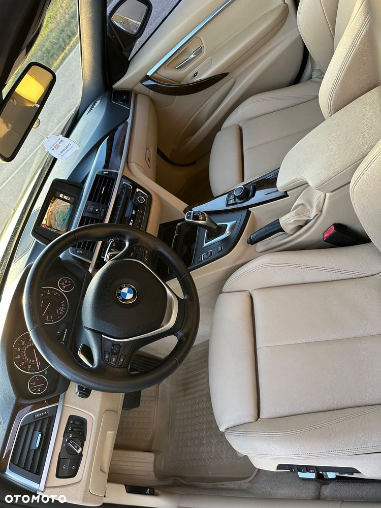 BMW Seria 3 328i Sport Line - 6