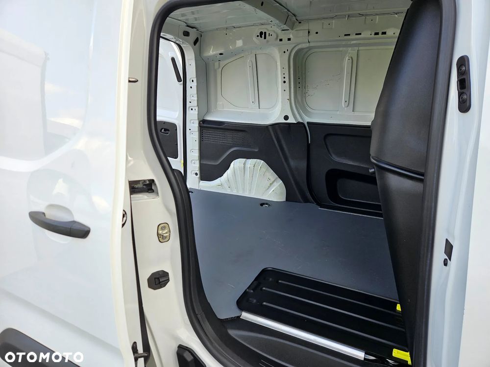 Citroën Berlingo 1.5HDI 102KM - 23