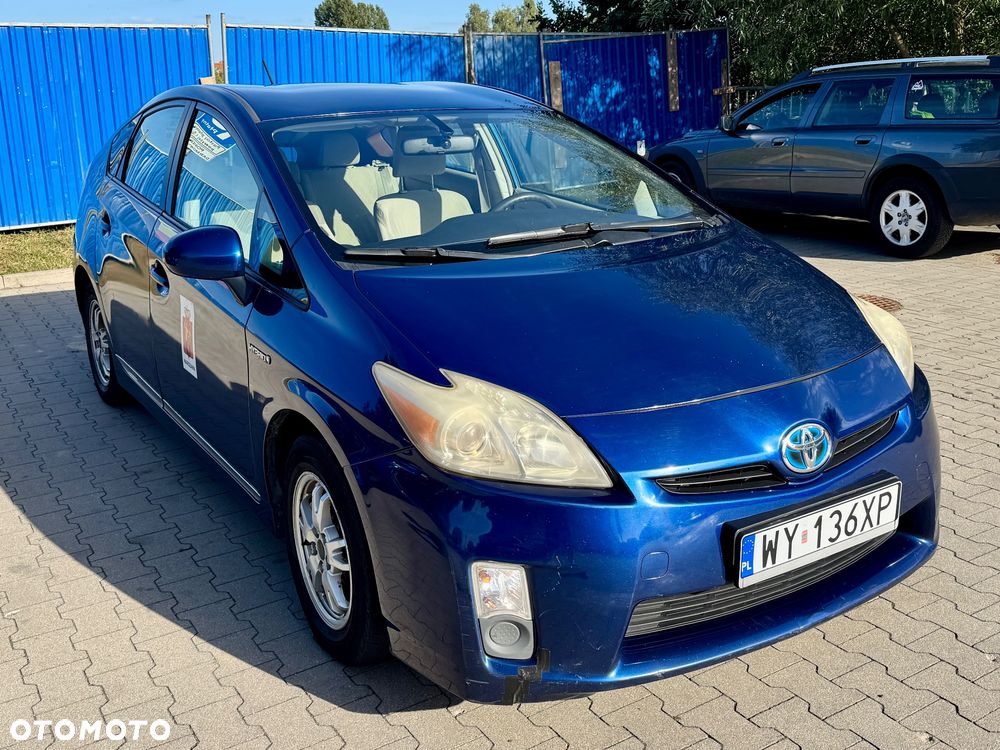 Toyota Prius 2010 photo 2