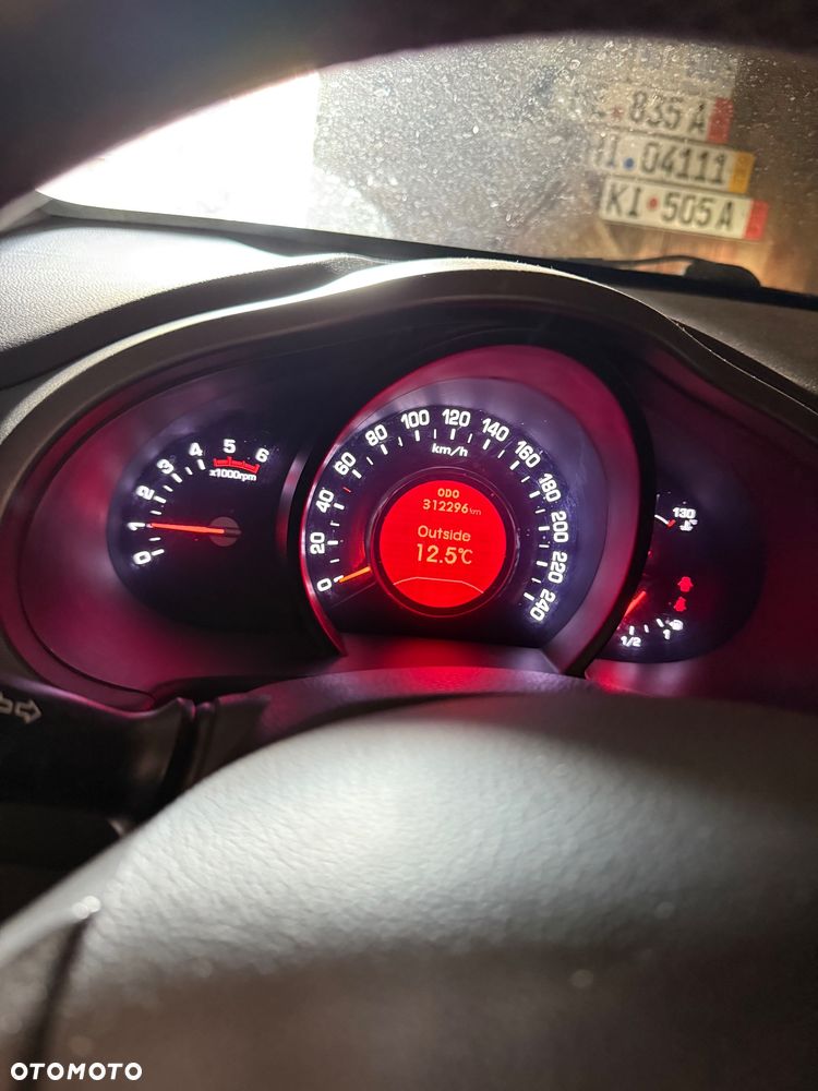 Kia Sportage - 13